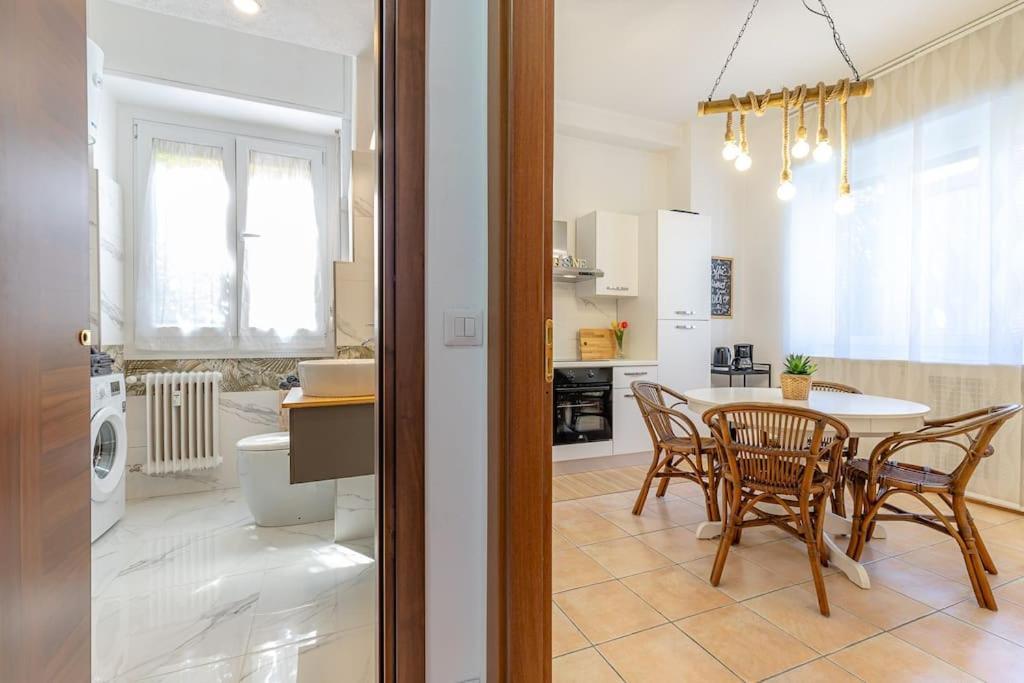 Rio'S Cozy Apartment In The Heart Of Комо Екстериор снимка